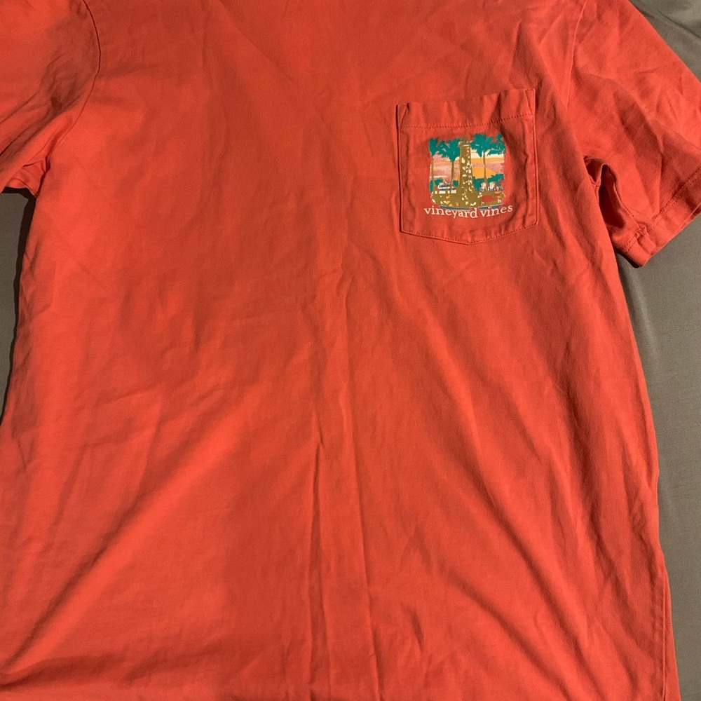 Vineyard vines T-shirt